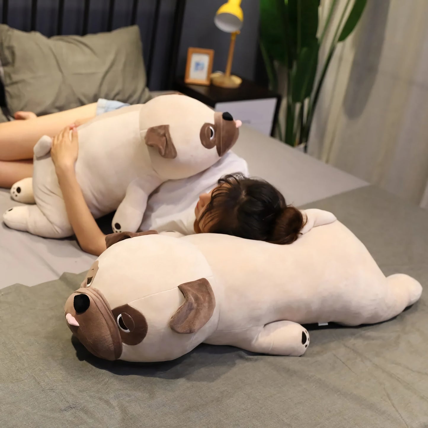 Lazy Pug Loaf Plüschtier